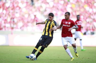  

PORTO ALEGRE, RS, BRASIL ¿ 06-04-2014 ¿ Inter e Peñarol. Jogo reinaugural do Beira-Rio. (FOTO: DIEGO VARA/AGÊNCIA RBS/ESPORTE)