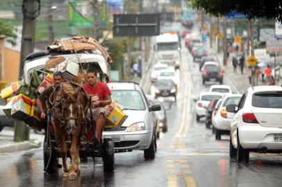  congestionamento na rua dep antonio edu vieira carroça faz trãnsito ficar ainda mais lentoIndexador:                                 