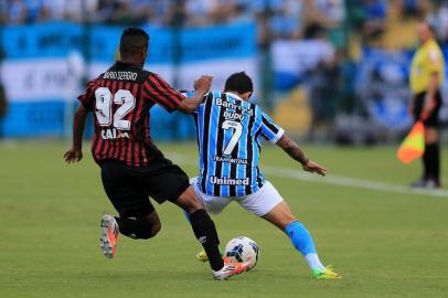  

Florianópolis, SC, Brasil, 20/04/2014.
Atlético PR x Grêmio, válido pelo campeonato Brasileiro da Série A 2014 no estádio Orlando Scarpelli em Florianópolis.