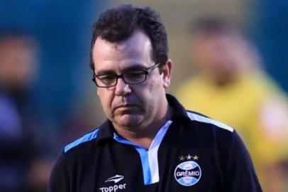 Técnico do Grêmio, Enderson Moreira. Reprodução de vídeo do pós-jogo