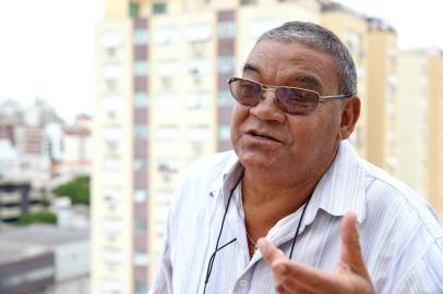  PORTO ALEGRE, RS, BRASIL, 23-04-2014 : Alcindo, ex-jogador do Grêmio. (Foto: BRUNO ALENCASTRO/Agência RBS, Editoria Geral)