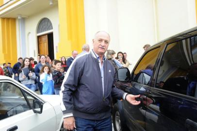  

FARROUPILHA, RS, BRASIL (04/05/2014) Luiz Felipe Scolari. Técnico Luiz Felipe Scolari, o Felipão, visita o Santuário de Nossa Senhora de Caravaggio, em Farroupilha