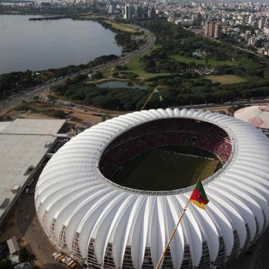  

PORTO ALEGRE, RS, BRASIL - 06-04-2014 - Fotos aéreas do Estádio Beira-Rio. Jogo de reinauguração entre Inter e Peñarol (FOTO: JEFFERSON BOTEGA/AGÊNCIA RBS, ESPORTE)