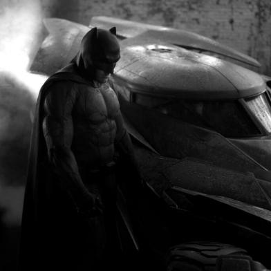 pense carros - Conheça o novo Batmóvel 2016 - Batman vs Superman - Zack Snyder - 14/05/2014