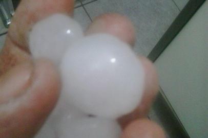 Granizo em Cachoeirinha em 15/05/2014