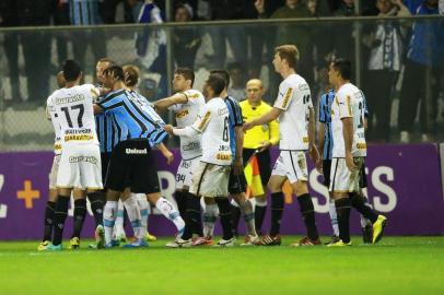  

CAXIAS DO SUL,RS, BRASIL, 21-05-2014 - Brasileirão,6ª Rodada, Grêmio x Botafogo no estádio Alfredo Jaconi.(Foto:RICARDO DUARTE/Agência RBS)