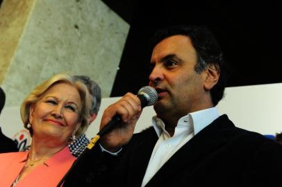 Aécio Neves e Ana Amélia na apesentação da candidatura da senadora ao governo do estado do Rio Grande do sul, em Porto Alegre