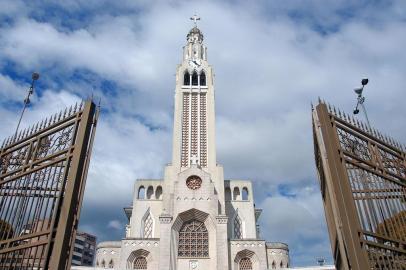 *** Cad.Com/Igreja São Pelegrino/Tati ***Fotos da Igreja de São Pelegrino, para caderno comercial bairro São Pelegrino.