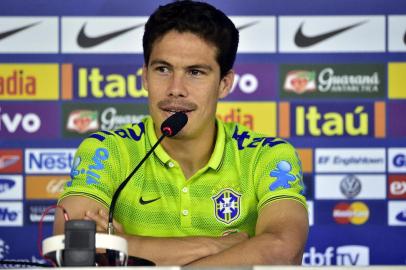 Hernanes, volante da Seleção Brasileira de Futebol 