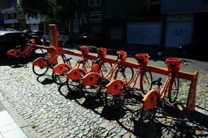  

PORTOALEGRE-RS-BR-DATA:20140530
Estação Repúblicai, de Bikes.  
Situação das estações Bike-POA.
FOTÓGRAFO:TADEUVILANI