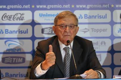  

PORTO ALEGRE, RS, BRASIL, 02-06-2014 - O presidente do Grêmio, Fábio Koff, e o Diretor Superintendente da OAS Arenas, Carlos Eduardo Paes Barreto, promoverão o ato oficial de assinatura do aditivo de contrato entre o Grêmio e a OAS.Auditório do Salão Nobre do Conselho Deliberativo na Arena do Grêmio.(FOTO:DIEGO VARA/ AGENCIA RBS)