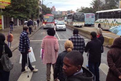 greve - inss - bloqueio - rdgol - 05/06/2014