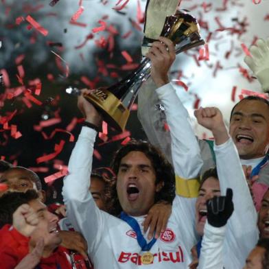 ***  inter  ***
Inter Campeão do Mundo,Jogador Fernandão (com a taça)