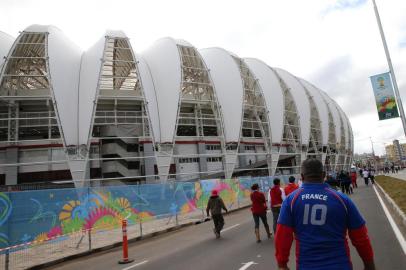  

PORTO ALEGRE, RS, BRASIL, 15-06-2014 : Ambiental da primeira partida da Copa do Mundo em Porto Alegre, no estádio Beira Rio. (Foto: EMERSON SOUZA/Agência RBS, Editoria Geral)