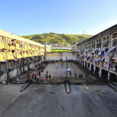  EXCLUSIVA PARA DOMINGO PORTO ALEGRE, RS, Brasil, 30-10-2013 - Zero Hora revisita o Presídio Central para comparar a situação da cadeia na comparação com incursão realizada cinco anos atrás. (Foto: LAURO ALVES/AGÊNCIA RBS)