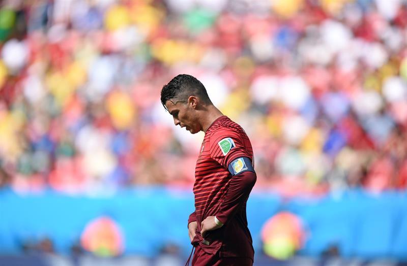 Cristiano Ronaldo marca, mas Portugal é eliminado da Copa