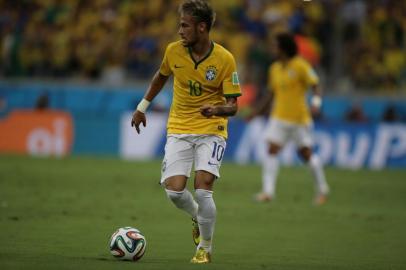  

FORTALEZA, CE, BRASIL ¿ 04-07-2014 ¿ Jogo entre Brasil x Colômbia, disputam no Estádio Castelão a vaga pelas semifinais para Copa do Mundo 2014 (FOTO: JEFFERSON BOTEGA/AGÊNCIA RBS)
Jogador Neymar
Indexador: Jefferson Botega