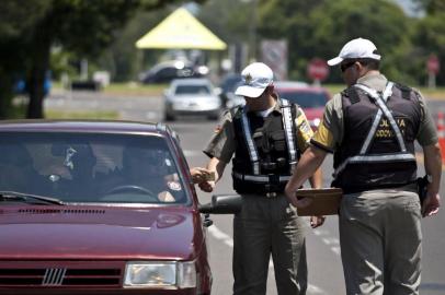 Operação Viagem Segura reforça a segurança nas estradas durante o feriado e final de semana