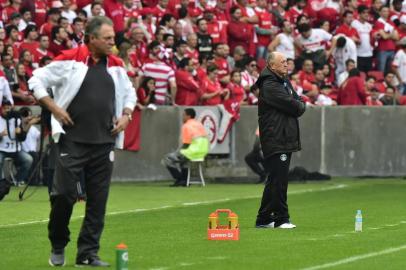  

PORTO ALEGRE, RS, BRASIL ¿ Gre-Nal 402. 14ª rodada do Brasileirão. Jogo clássico Gre-Nal no Estádio Beira-Rio. Os treinadores Abel Braga e Luiz Felipe Scolari (FOTO: TADEU VILANI/AGÊNCIA RBS)