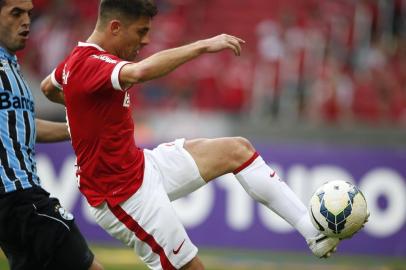  

PORTO ALEGRE, RS, BRASIL ¿ Gre-Nal 402. 14ª rodada do Brasileirão. Jogo clássico Gre-Nal no Estádio Beira-Rio (FOTO: MAURO VIEIRA/AGÊNCIA RBS)