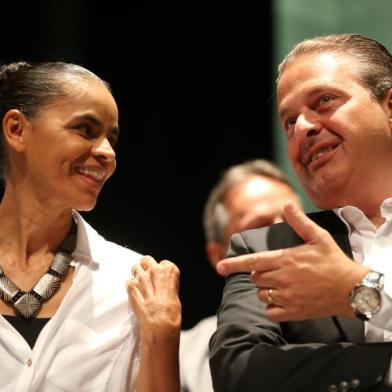  

PORTO ALEGRE, RS, BRASIL.
Seminário Regional Programático, em Porto Alegre, reuniu líderes do PSB, do PPS e da Rede Sustentável. Com destaque para Marina Silva e Eduardo Campos.
Foto: Bruno Alencastro/Agência RBS