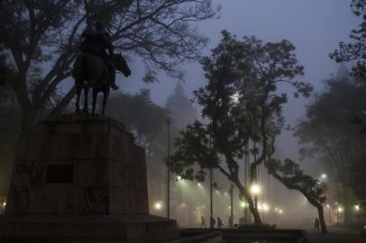  

forte neblina em Porto alegre