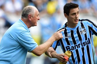  PORTO ALEGRE, RS, BRASIL ¿ 24-08-2014 ¿ Brasileirão 17ª Rodada. Grêmio recebe o Corinthians na Arena Porto alegrense. Luiz Felipe Scolari (FOTO: BRUNO ALENCASTRO/AGÊNCIA RBS)