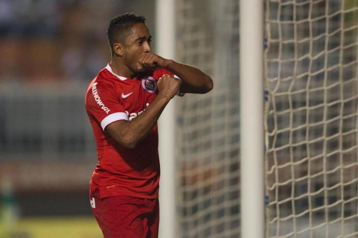 Alexandre Lops / S.C. Internacional