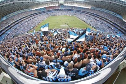  PORTO ALEGRE, RS, BRASIL, 30/03/2014: Torcida Geral do Grêmio, durante o Gre-Nal 400. (Omar Freitas/Agência RBS, Esporte)Indexador: Omar Freitas