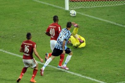  

Rio de Janeiro, 06/09/2014 - Luan do Gremio em lance do gal da partida entre Flamengo e Grêmio no Maracanã pelo campeonato brasileiro. FOTO DANIEL RAMALHO/AGIF
Indexador: Daniel Ramalho/AGIF