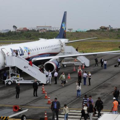  Primeiro Voo da Azul em Caxias do Sul. Empresa Aérea Azul inaugura voo em Caxias do Sul. Na foto, voo chega com bom número de passageiros.