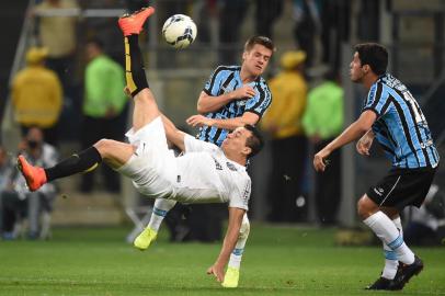  

PORTO ALEGRE, RS, BRASIL, 18-09-2014:Campeonato Brasileiro - 22ª Rodada, Grêmio x Santos na Arena.(DIEGO VARA/AgênciaRBS).
Bicicleta do jogador Leandro Damião
Indexador: Diego Vara                      