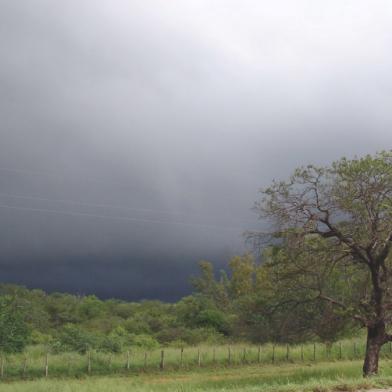 tempo - nublado - chuva - canal rural