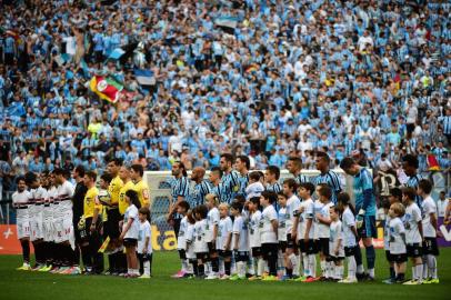 PORTO ALEGRE, RS, BRASIL. Grêmio e São Paulo se enfrentam na Arena do Grêmio, em Porto Alegre, em partida válida pelo Campeonato Brasileiro 2014.Foto: Ricardo Duarte/Agência RBS