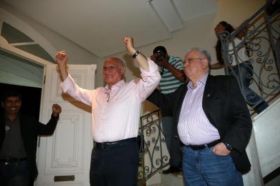  

PORTO ALEGRE, RS, BRASIL,05-10-2014 - Lasier Martins candidato ao senado do Rio Grande do Sul.FOTO:JULIO CORDEIRO/ AGENCIA RBS )