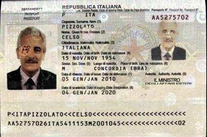 Interpol divulga imagem do passaporte falso usado por Henrique Pizzolato, condenado no mensalão que foi preso na Itália