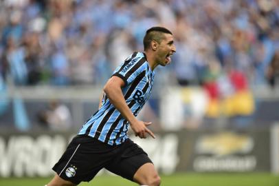  PORTO ALEGRE, RS, BRASIL, 09-11-2014: Grêmio e Inter se enfrentam pelo GRE-NAL 403, na Arena do Grêmio, pela 33ª rodada do Brasileirão. Comemoração do quarto gol, jogador Alán Ruiz (Foto: RICARDO DUARTE/AGÊNCIA RBS, ESPORTES)