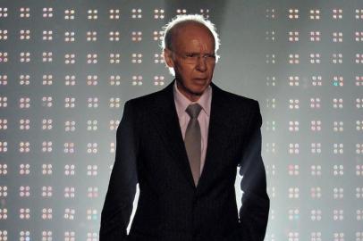  Brazilian former player Mario Zagallo enters the stage during the Preliminary Draw for the 2014 FIFA World Cup Brazil, on July 30, 2011, at the Marina da Gloria, in Rio de Janeiro, Brazil.  AFP PHOTO / ANTONIO SCORZA