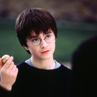 Ator Daniel Radcliffe, que faz o papel do Harry Potter no filme Harry Potter e a pedra filosofal, em cena do filme.#PÁGINA: 1FOTO NÃO PUBLICADA Fonte: Divulgação Fotógrafo: Não se aplica