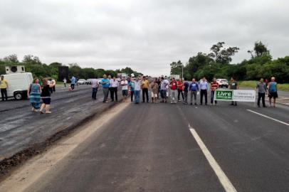 rdgo, trânsito, protesto, freeway