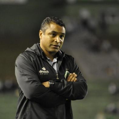  CAXIAS DO SUL, RS - 13/03/2014 - Técnico do Juventude, Roger Machado, durante o jogo entre Juventude X Lajeadense.