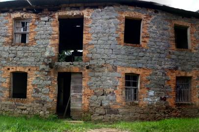 rdgol, casarão veronese, flores da cunha