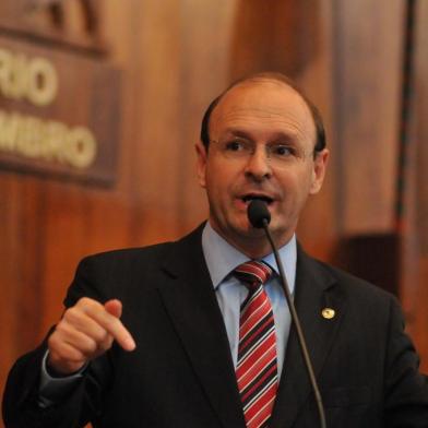 deputado estadual Miki Breier (PSB)