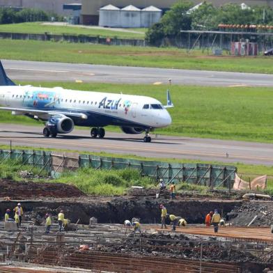 PORTO ALEGRE, RS, BRASIL - 05-11-2014 - Privatização Aeroporto do Salgado Filho. Vista do novo terminal de passageiros que está em obras. (FOTO: FERNANDO GOMES/AGÊNCIA RBS)