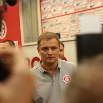  PORTO ALEGRE,RS, BRASIL, 08/01/2015:Inter se reapresenta para a temporada 2015 no CT Parque Gigante e Beira-Rio.(FOTOS: JULIO CORDEIRO/AGÊNCIA RBS)O novo técnico do Internacional Diego Aguirre