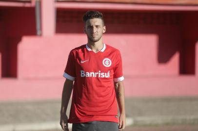  ALVORADA, RS, BRASIL, 04-12-2014: Jogadores do Sport Club Internacional que irão participar do Campeonato Brasileiro Sub20. Na foto o atleta Ortiz. (Foto: Ricardo Duarte/Agência RBS/Esportes)