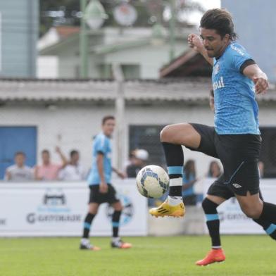  GRAMADO, RS, BRASIL - 13-01-2015 -  Pré-temporada 2015 do Grêmio em Gramado, treino no Gramadence.(FOTO: LAURO ALVES/AGÊNCIA RBS)Jogador Marcelo Moreno