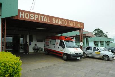  SANTA MARIA,RS,BRASIL,06/10/2014_Bebê de cinco meses chegou no hospital Santo Antônio, de São Sepé, sem vida na manhã desta segunda-feira. Polícia Civil aguarda perícia do IGP para saber o que aconteceu com a criança, que chegou no hospital com escoriações pelo corpo.FOTOS:CLAUDIO VAZ/AGENCIA RBS/EDITORIA GERAL