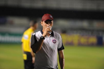  CAXIAS DO SUL, RS, BRASIL 10/02/2015Caxias e Veranópolis jogam no estádio Centenário, partida válida pelo Campeonato Gaúcho 2015 (Felipe Nyland/Agência RBS)