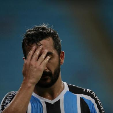  PORTO ALEGRE,RS, BRASIL - 11-02-2015 - Grêmio x Brasil-Pel pela quarta rodada do Gauchão 2015 na Arena do Grêmio.Jogador Douglas. RICARDO DUARTE/AGÊNCIA RBS)